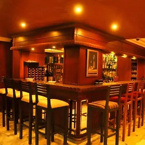 **** Hotel Legend Lebanon
